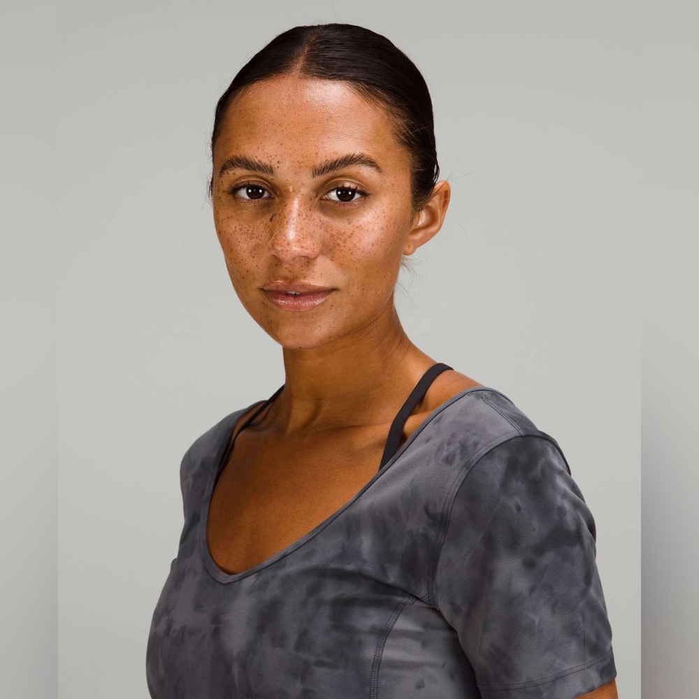 Lululemon Align Top 🍋 - Picture 4 of 7